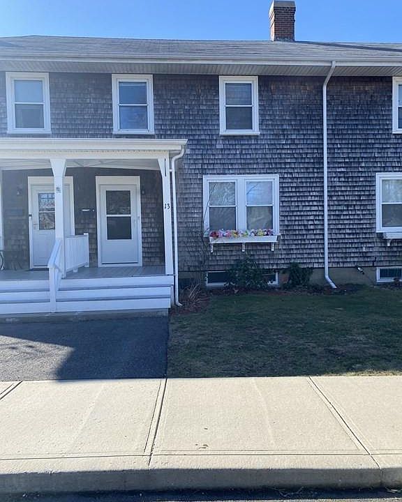 1st image of 13 Seaview St #13