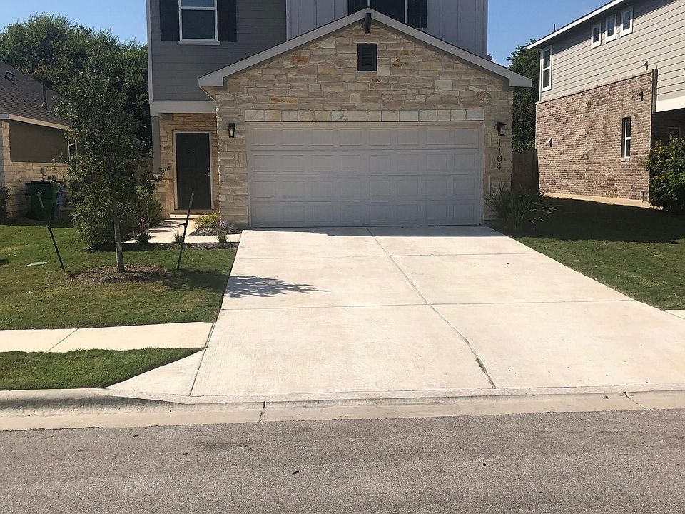 1st image of 1104 Warm Springs Dr