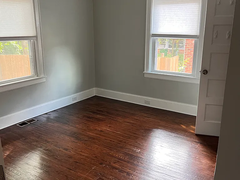 3426 Craig Ave — Photo 6