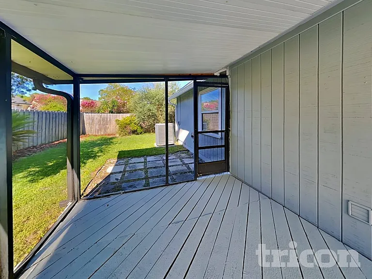 344 Dijon Dr S — Photo 15