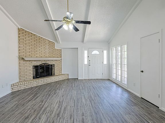 5th image of 5439 40th St Unit B