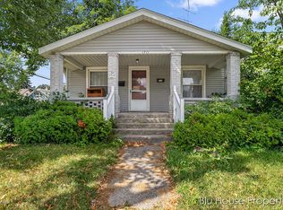 1711 Nagel Ave SW, Wyoming, MI 49509