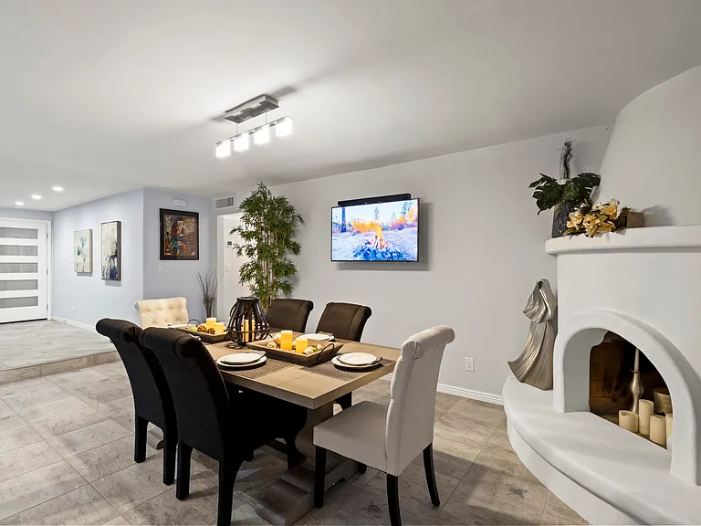 2532 E Desert Cove Ave — Photo 14