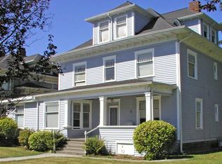 1718 Rucker Ave APT D, Everett, WA 98201