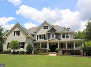 200 Diamond Pt, Fayetteville, GA 30215