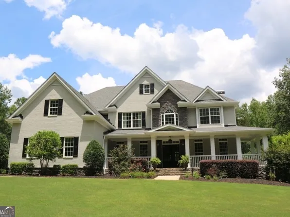 200 Diamond Point, Fayetteville, GA 30215