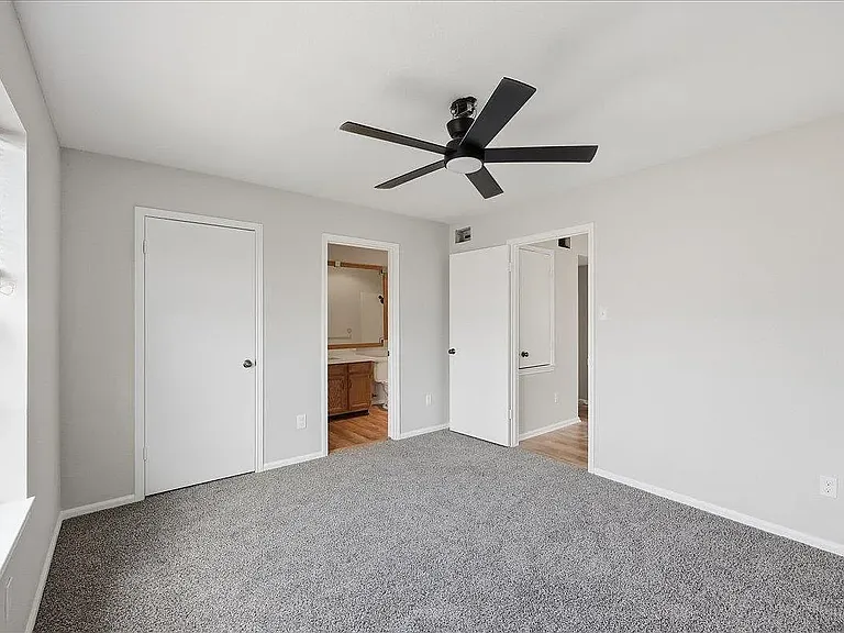 1182 Green Meadow St — Photo 8