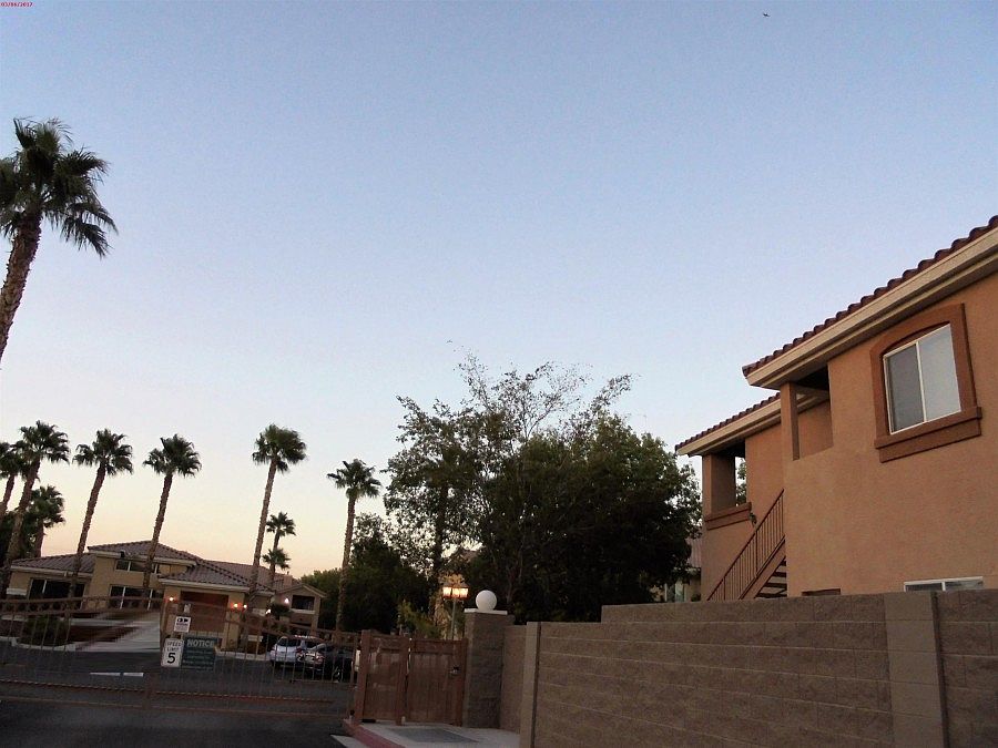 1st image of 1050 E Cactus Ave Unit 1012