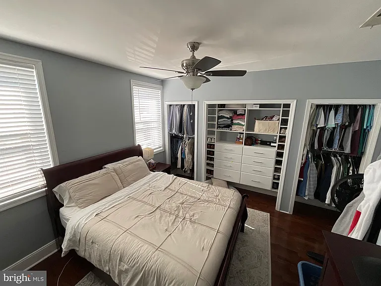 2938 E Thompson St — Photo 18