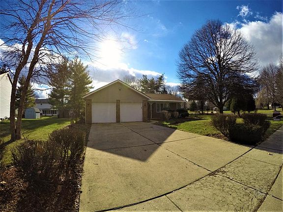 2nd image of 6 Shannon Dr