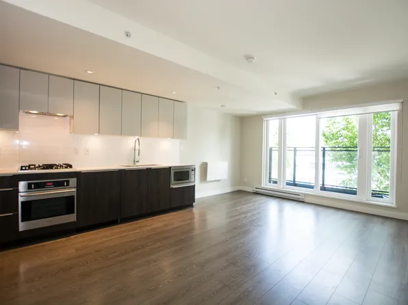 1588 Hastings St E #226, Vancouver, BC V5L 0B8