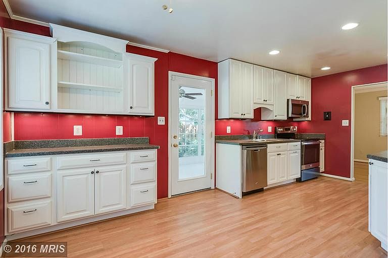 1st image of 8207 Chancery Ct