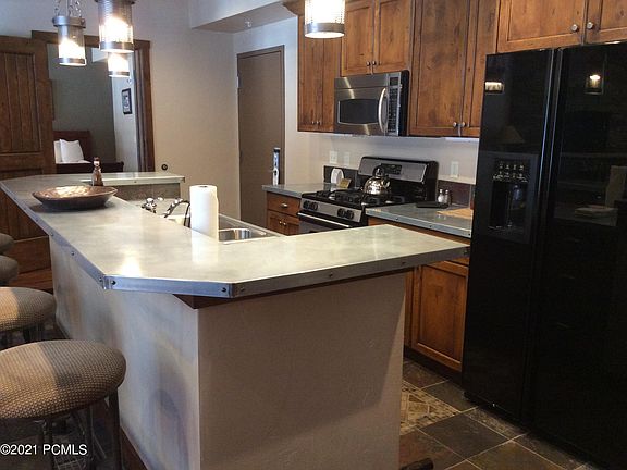 2nd image of 2880 Deer Valley Dr #6215