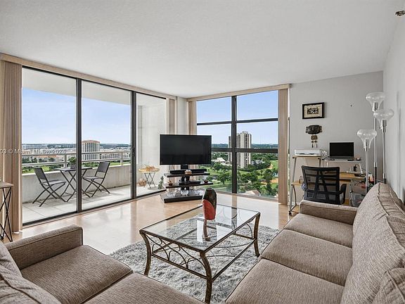 2nd image of 20355 NE 34th Ct APT 2128