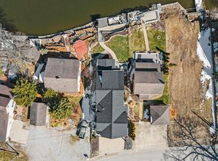 403 Lions Dr, Rome City, IN 46784