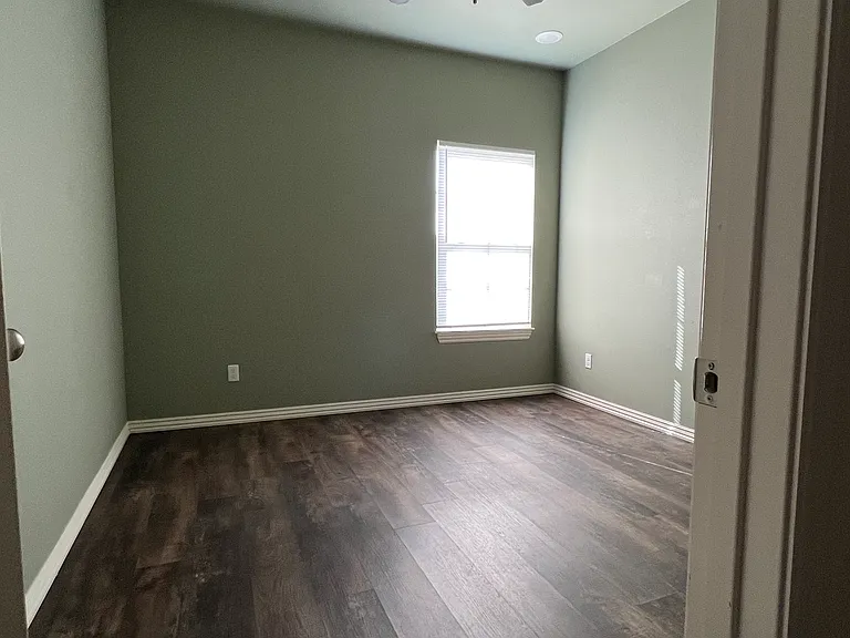 9304 Houston St #9304 — Photo 13