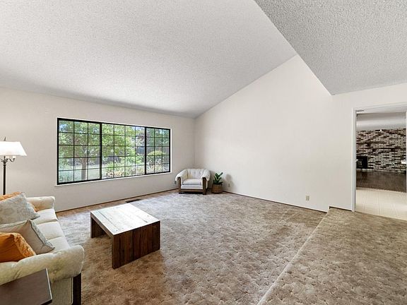 4th image of 9649 Bullion Way