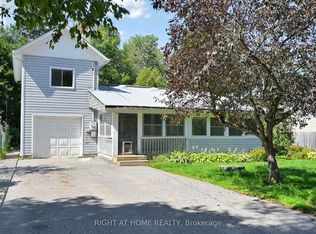 822 Pine Ave, Innisfil, ON L0L 1R0