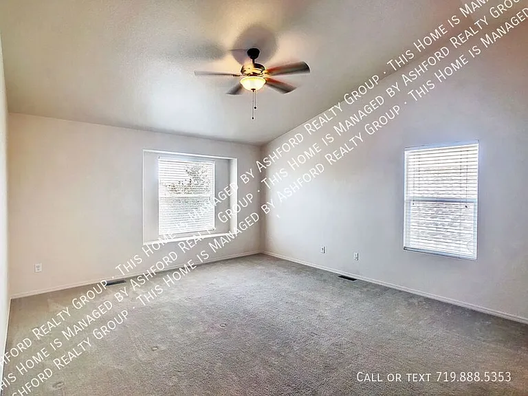 3314 Castellon Dr — Photo 27