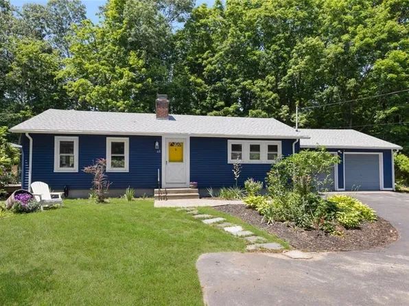 45 Gardiner Ave, North Kingstown, RI 02852