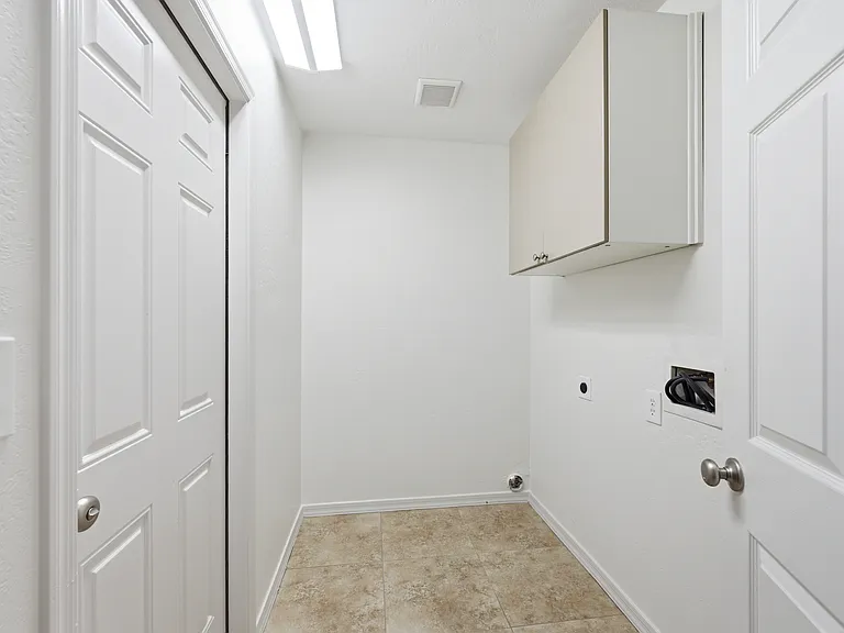 3902 W Surrey Ave — Photo 22