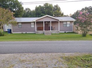 18 Fire Station Rd, Elmore, AL 36025