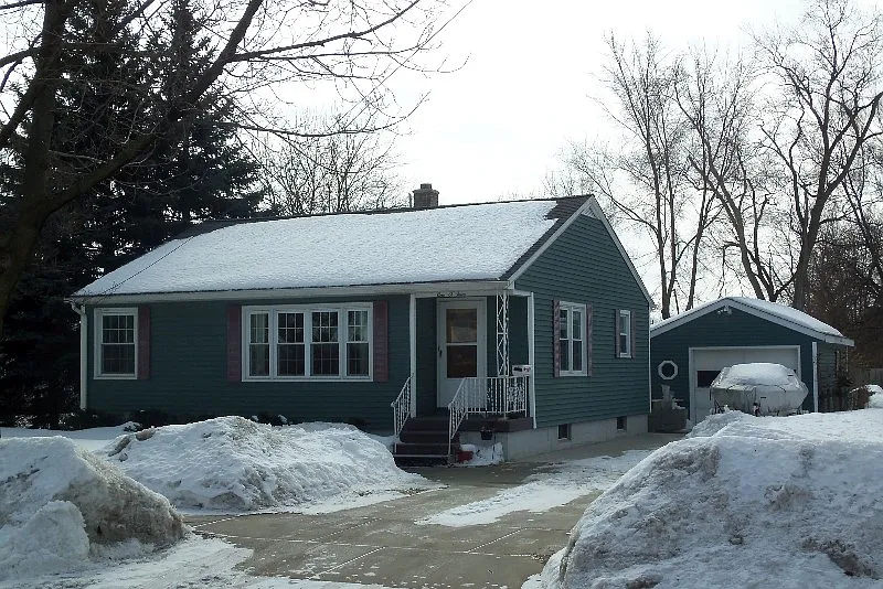 904 Borton Ave photo 1