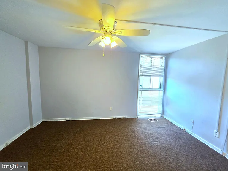 4035 Baltimore Ave #1/2 — Photo 7