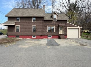30 Mohawk Trl, Greenfield, MA 01301