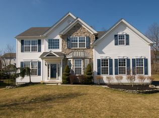 2356 Katie Ct, Easton, PA 18040