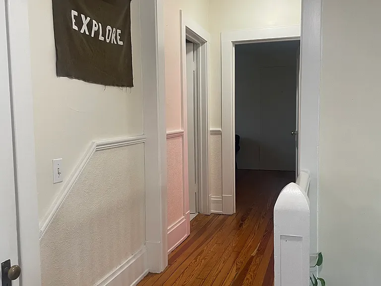 160 Farber Ln #4 — Photo 9