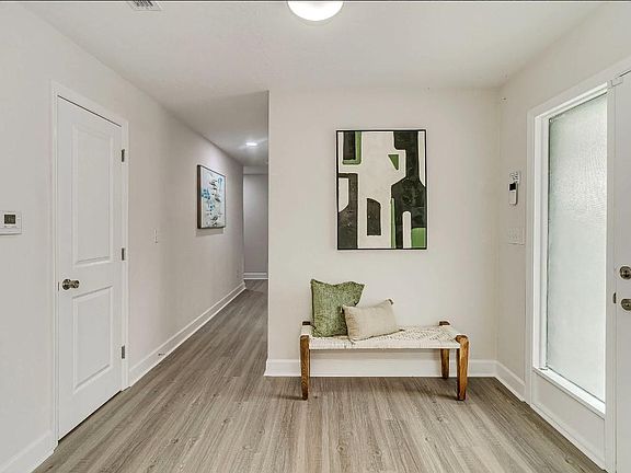 3rd image of 1308 Jaffa St #2