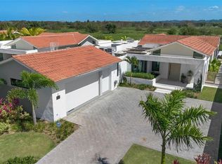 933 Isla Norte Sabanera, Dorado, PR 00646