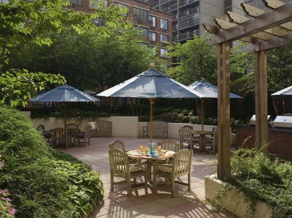 500 West 56th Street image 19 of 21