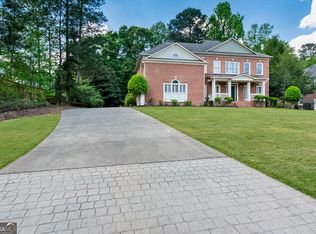 780 River Cliff Ct, Suwanee, GA 30024