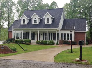 1605 Race St, Scottdale, PA 15683