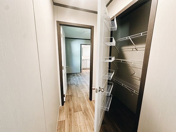5th image of 244 Pamela Ave #244