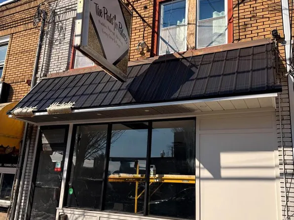 211 W Clinton Ave, Oaklyn, NJ 08107