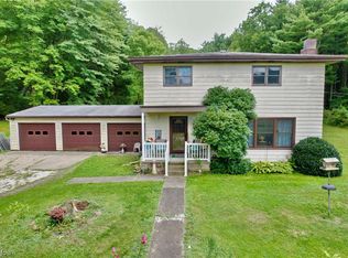 1434 Hummel Valley Rd SW, New Philadelphia, OH 44663