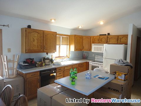2nd image of 6652 189th Ln NW