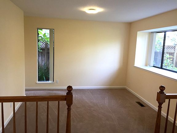 4th image of 1221 Chantal Way