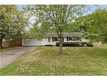 3319 Donald Ave Photo 1