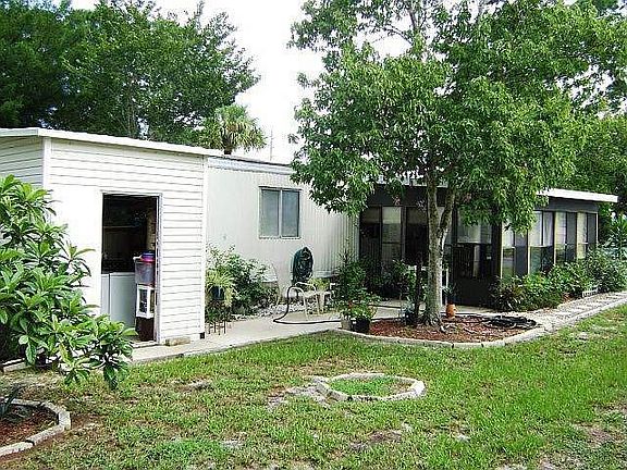 4th image of 489 S Greenway Dr