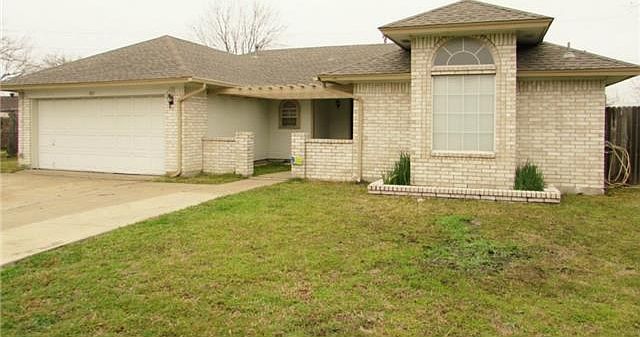 1st image of 801 Columbia Ct