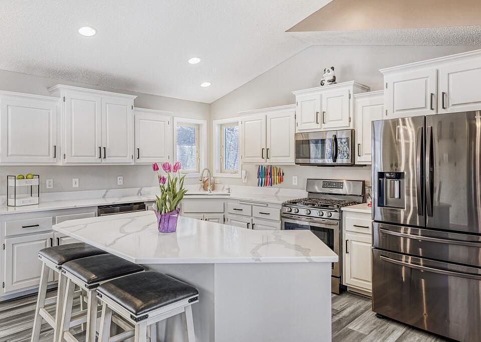 1st image of 145 Terrace Rd NE