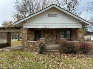 1704 S Main St, Stuttgart, AR 72160