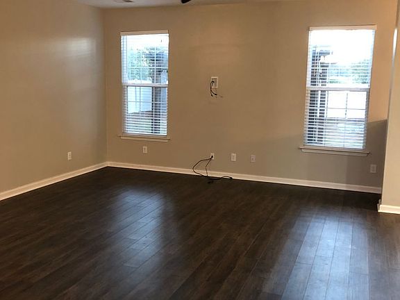 4th image of 93 Coopers Ln