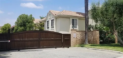 4201 Las Virgenes Rd Photo 1
