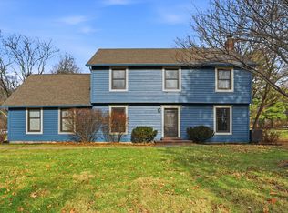 10810 Marquette Rd, Zionsville, IN 46077