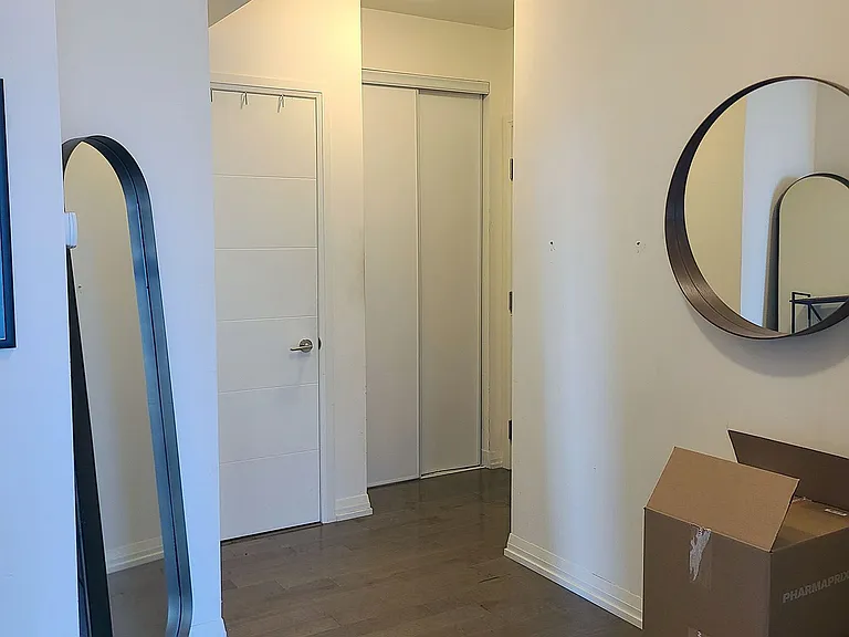 460 Adelaide St E #1515 — Photo 11
